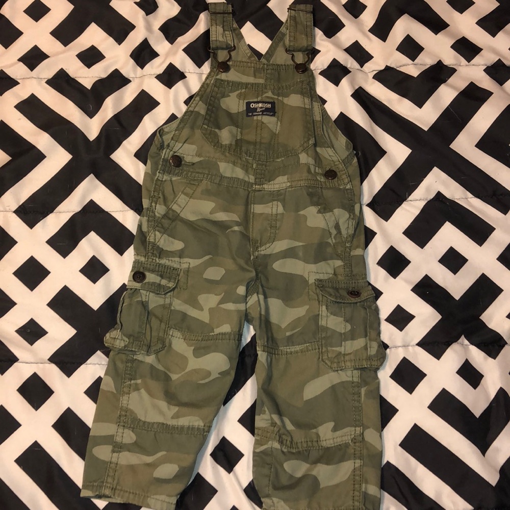 🖤🖤Camo Overalls